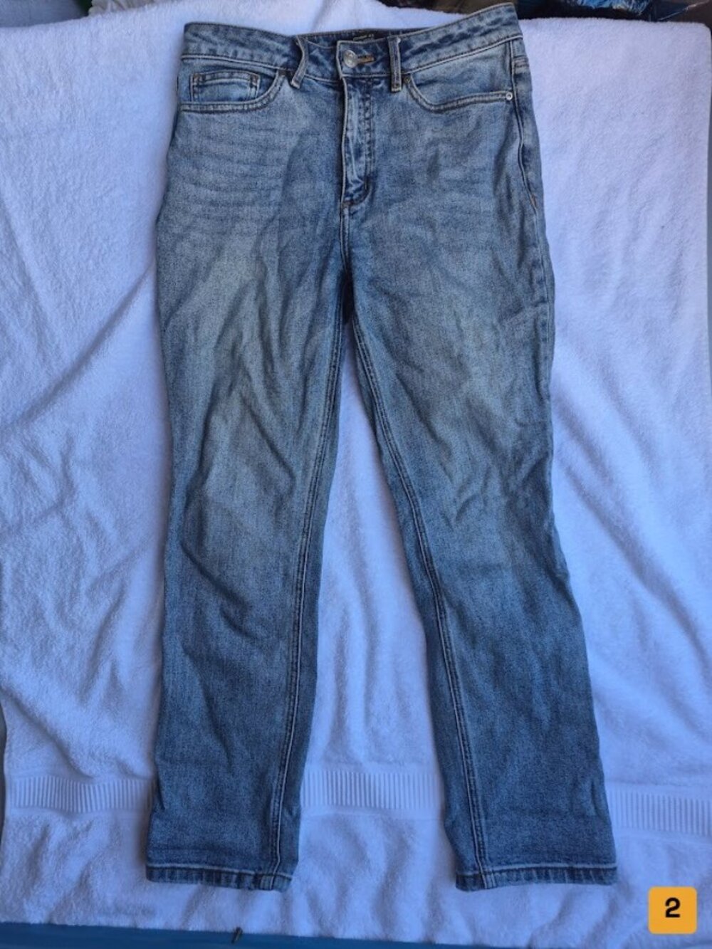 RW&CO. straight leg jeans Size 28 light blue